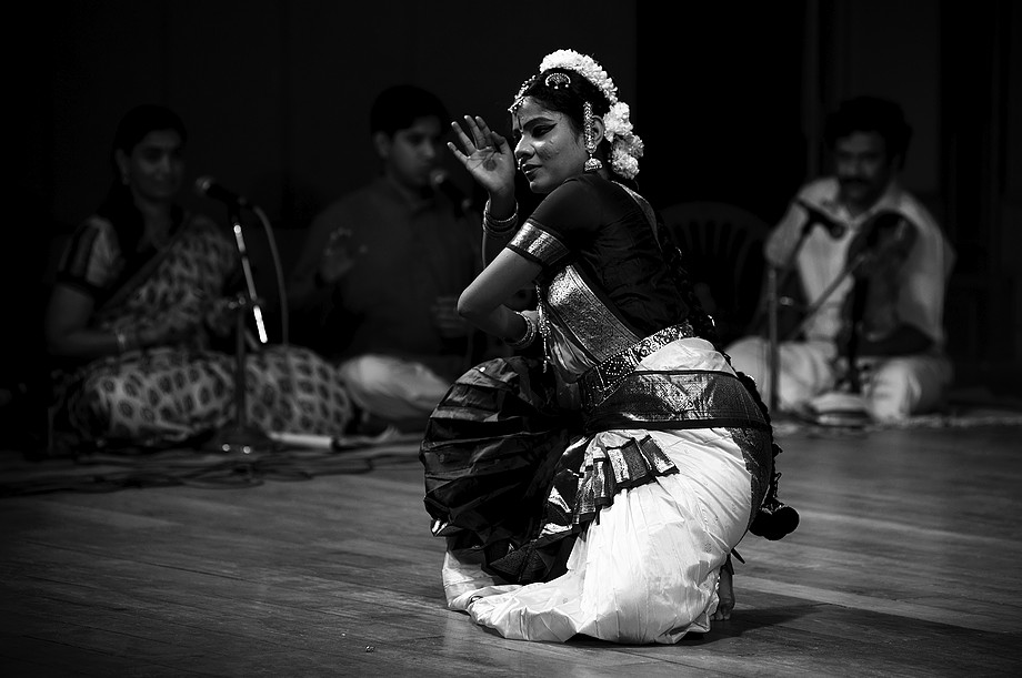 Saradha Ilangovan - Bharathanatyam (Meenakshi Sundararajan Fine Arts Academy)